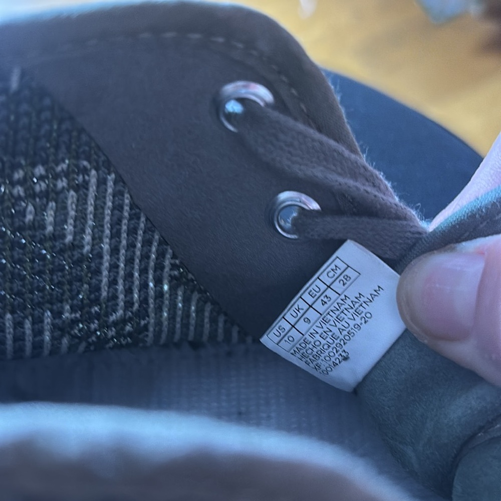 Tom’s Men’s Knit Low-Top Sneakers in Green and Gray - Picture 2 of 2